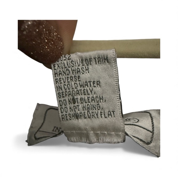 Christmas 3/4 sleeve crew neck shirt, size 2xl see measurements in picture - Picture 5 of 8